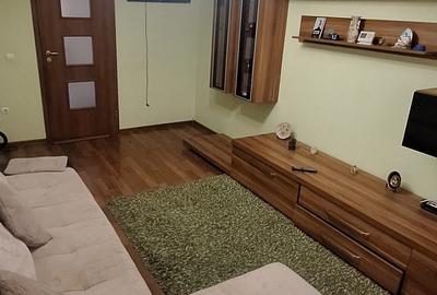 Apartament cu 2 camere semidecomandat în Drumul Carului