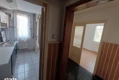 Apartament cu 3 camere decomandat în Central - 3