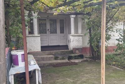 Casă cu 4 camere în Păunești - 6
