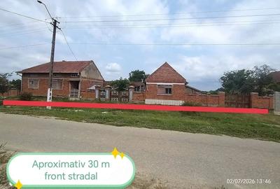 Casă cu 5 camere cu Teren 5800 Mp în Jupani - 1