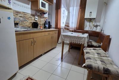 Apartament cu 2 camere decomandat în Central - 1