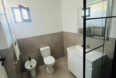 Casă cu 4 camere cu Teren 108 Mp în Șimnicu de Sus