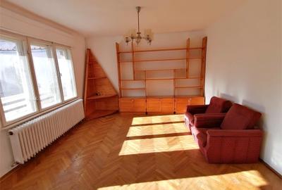 Apartament cu 4 camere decomandat în Brașovul Vechi - 3