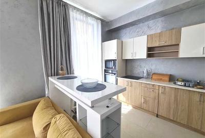 Apartament cu 2 camere semidecomandat, mobilat în Pipera