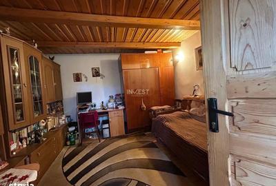Casă cu 3 camere în Tomești