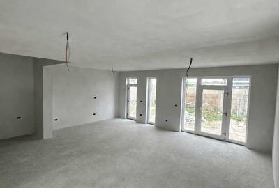 Apartament cu 4 camere decomandat în Moșnița Nouă - 5