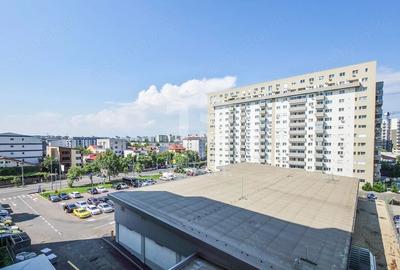Garsonieră decomandată în Central