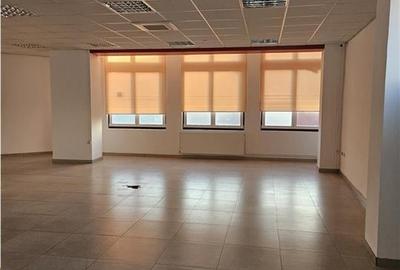 Birou, de 900 mp, în Piața Cluj - 6