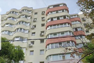 Garsonieră decomandată în Lacul Tei