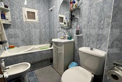 Casă cu 5 camere decomandat cu Teren 154 Mp în Craiovița Nouă - 9