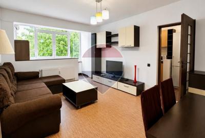 Apartament cu 2 camere, mobilat în P-ța Victoriei