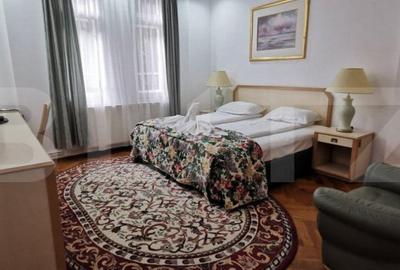 Casă cu 5 camere cu Teren 760 Mp în Central - 2