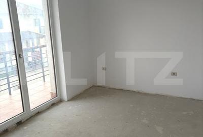 Duplex cu 4 camere cu Canalizare în Sânpetru - 3