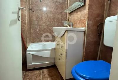 Apartament cu 2 camere nedecomandat în Central