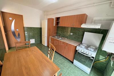 Apartament cu 2 camere decomandat în Florești