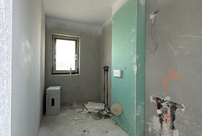 Duplex cu 5 camere cu Canalizare în Torontalului - 8