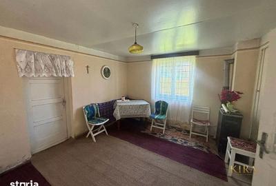 Casă cu 3 camere semidecomandat cu Teren 1600 Mp în Cincu - 10