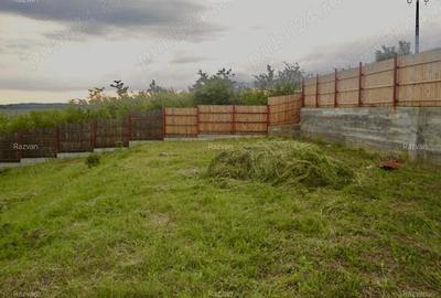 Casă cu 6 camere cu Teren 1510 Mp în Găgeni - 1