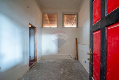 Spațiu comercial, de 210 mp, în Silva - 8
