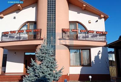 Casă cu 5 camere cu Teren 1250 Mp în Periferie