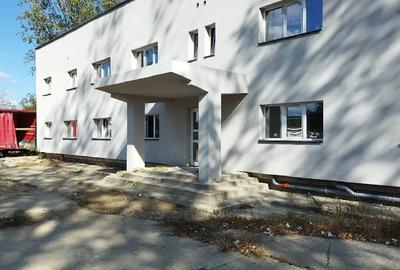 Spațiu comercial, de 1,000 mp, în Șagului