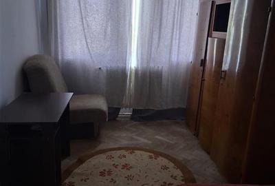 Apartament cu 2 camere semidecomandat în Podu Roș - 1
