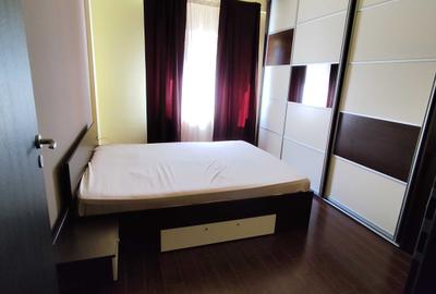Apartament cu 2 camere decomandat în Roșu