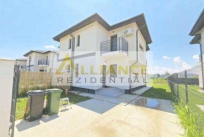 Duplex cu 3 camere decomandat cu Canalizare în Berceni