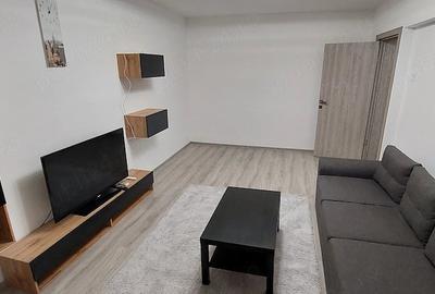 Apartament cu 2 camere decomandat în Republicii - 10