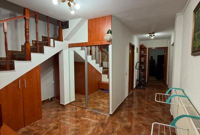 Casă individuală cu 5 camere cu Canalizare în Dascălu - 31