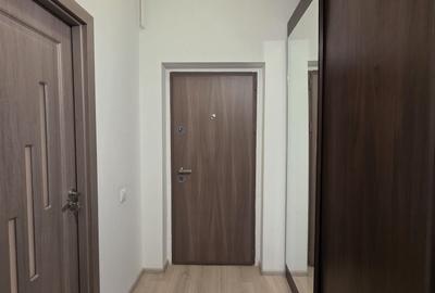 Garsonieră decomandată în Apărătorii Patriei