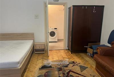 Garsonieră decomandată în Cug - 2