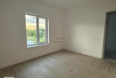 Casă cu 4 camere în Săbăreni - 19