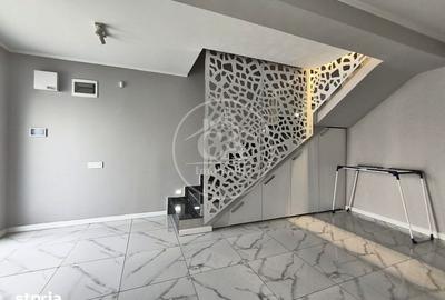 Casă cu 4 camere decomandat cu Teren 300 Mp în Central