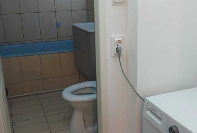 Apartament cu 3 camere decomandat în Dorobanți