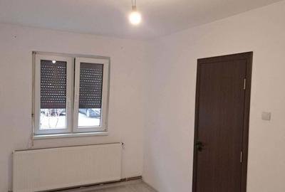 Apartament cu 2 camere semidecomandat în Micro 15 - 11