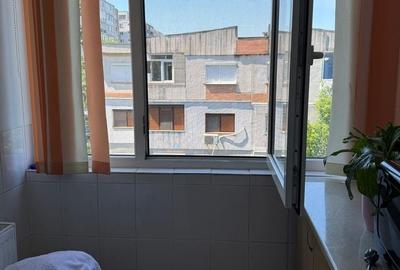 Apartament cu 2 camere decomandat în Micro 17 - 10