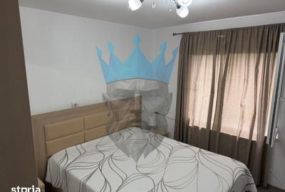 Apartament cu 3 camere, mobilat în Moșilor