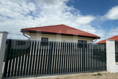 Casă individuală cu 4 camere cu Canalizare în Jucu de Mijloc - 2