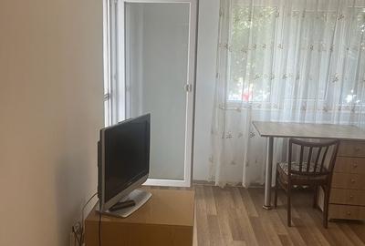Garsonieră decomandată în Exterior Vest