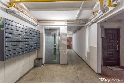 Apartament cu 3 camere semidecomandat în Basarabia
