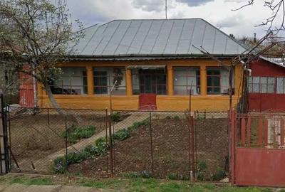 Casă cu 4 camere în Fundeni - 1