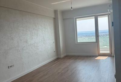 Apartament cu 7 camere în Central