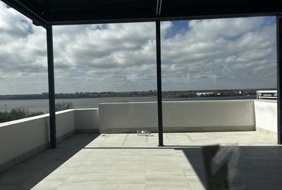 Penthouse cu 3 camere decomandat în Central - 8