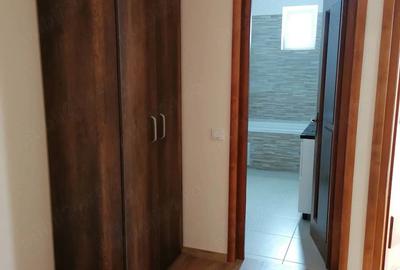 Apartament cu 3 camere semidecomandat în Central - 5
