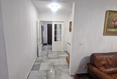 Casă cu 7 camere cu Garaj în Exterior Nord - 20