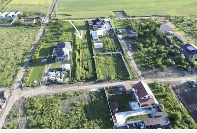 Teren de 2750 mp, în Vârteju