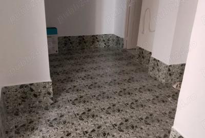 Spațiu comercial, de 28 mp, în Deveselu - 2