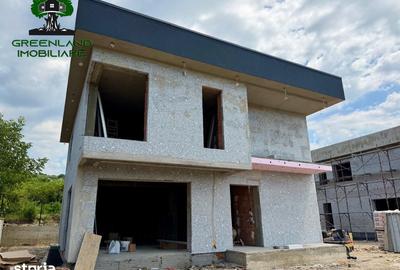 Casă cu 4 camere cu Teren 630 Mp în Bucium - 3