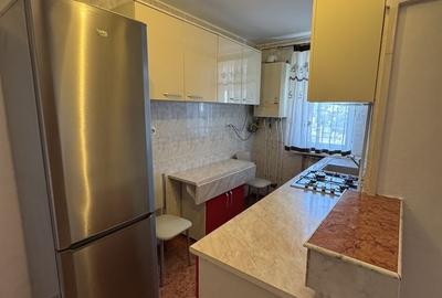 Apartament cu 2 camere decomandat în Dărmănești